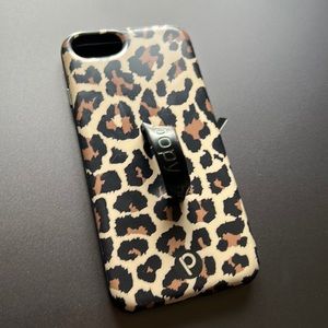 Leopard iPhone 7 loopy case